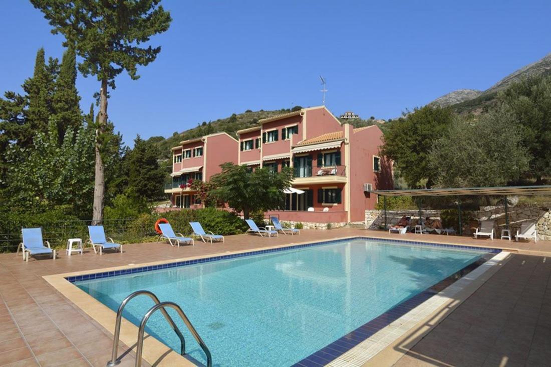 Vivi'S Apartments Ajía Effimía Kültér fotó