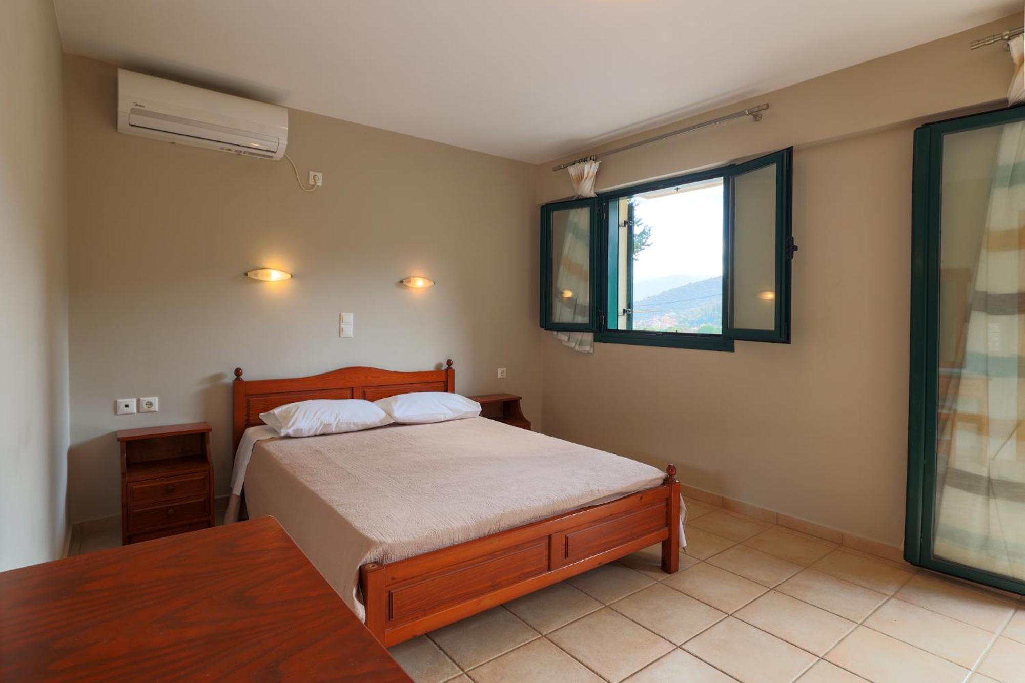 Vivi'S Apartments Ajía Effimía Kültér fotó